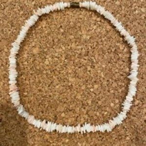 Shell Necklace. Really nice.